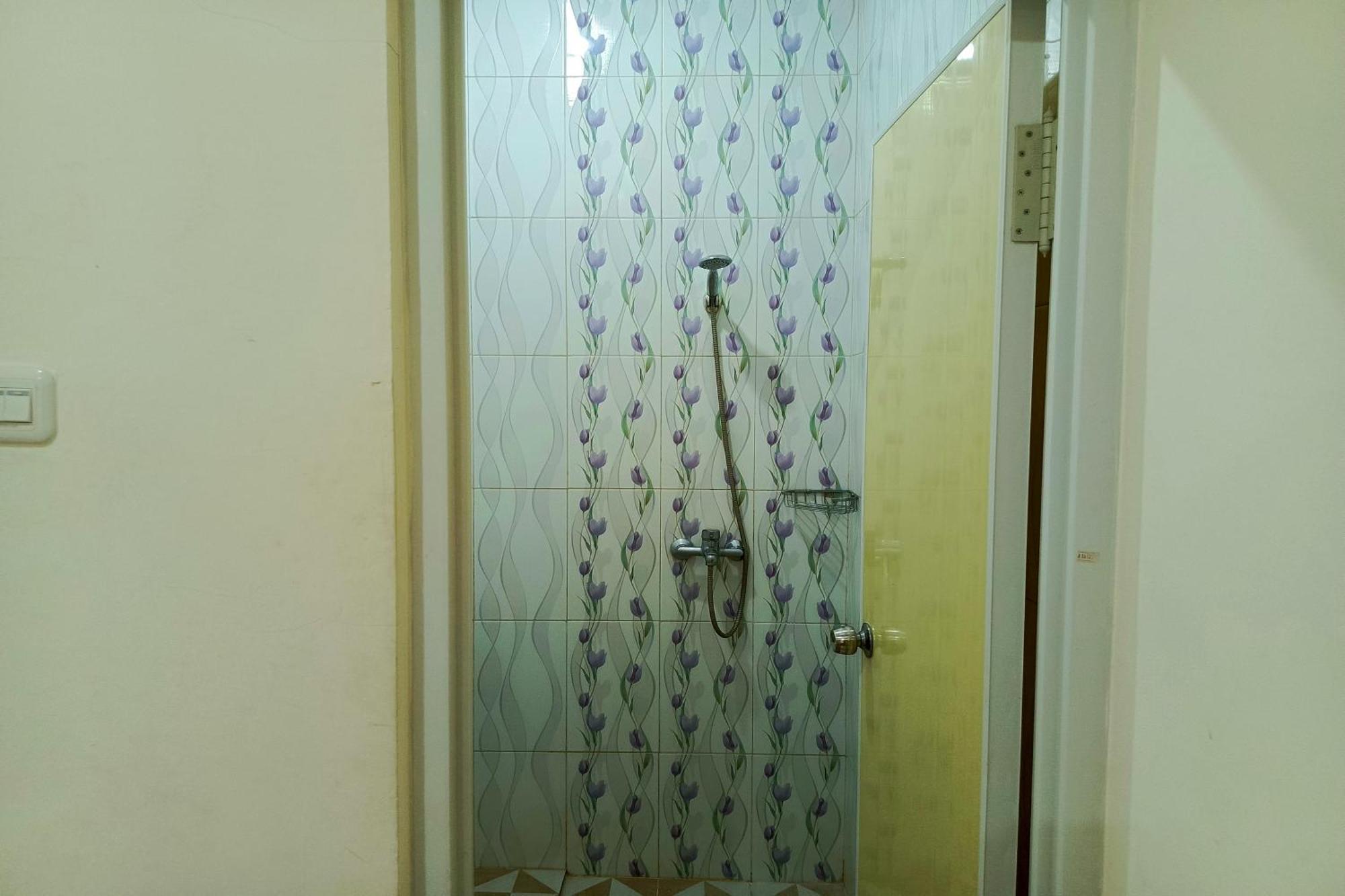 Adisa Homestay Malang Exteriér fotografie
